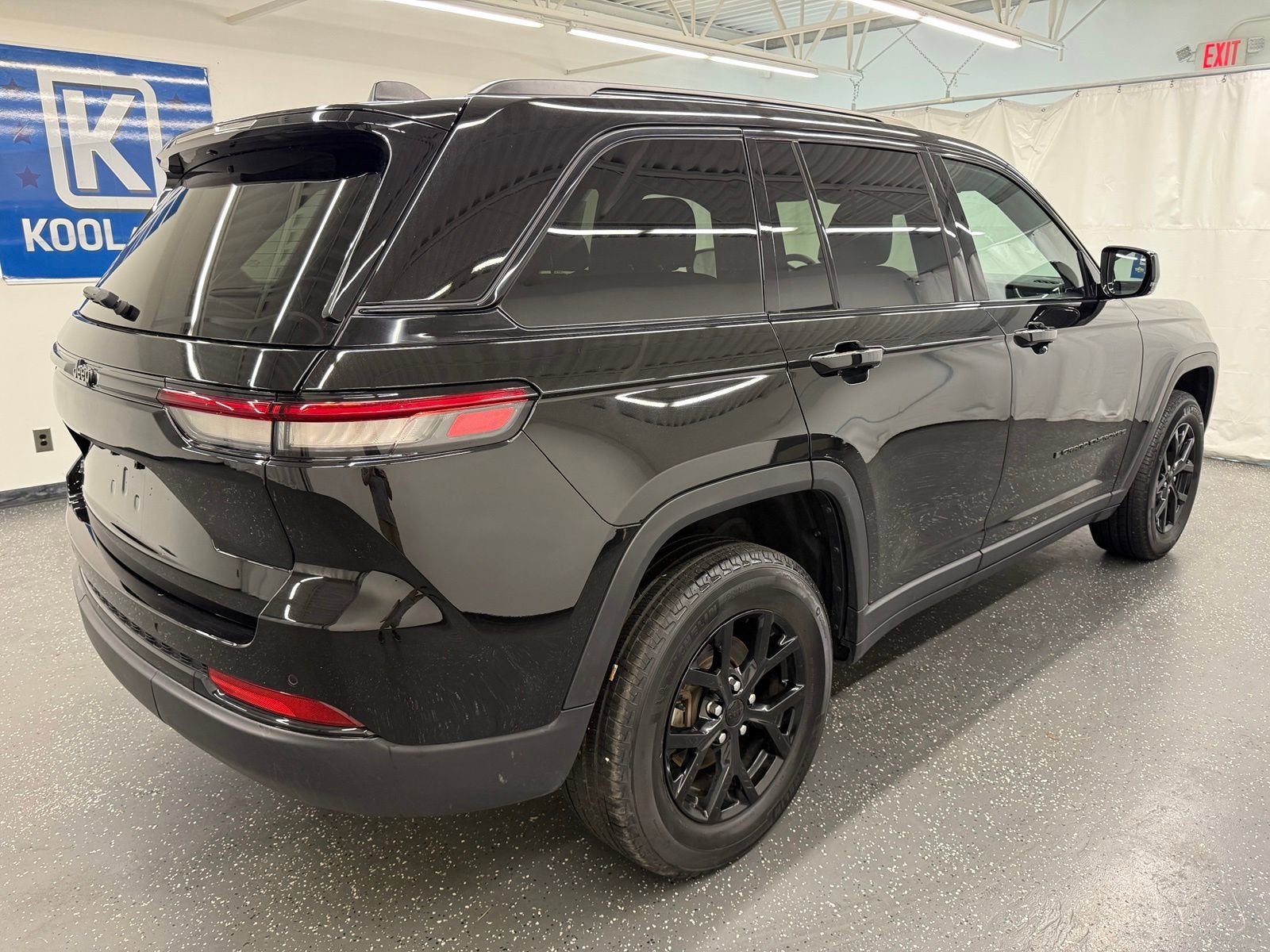2025 Jeep Grand Cherokee Altitude
