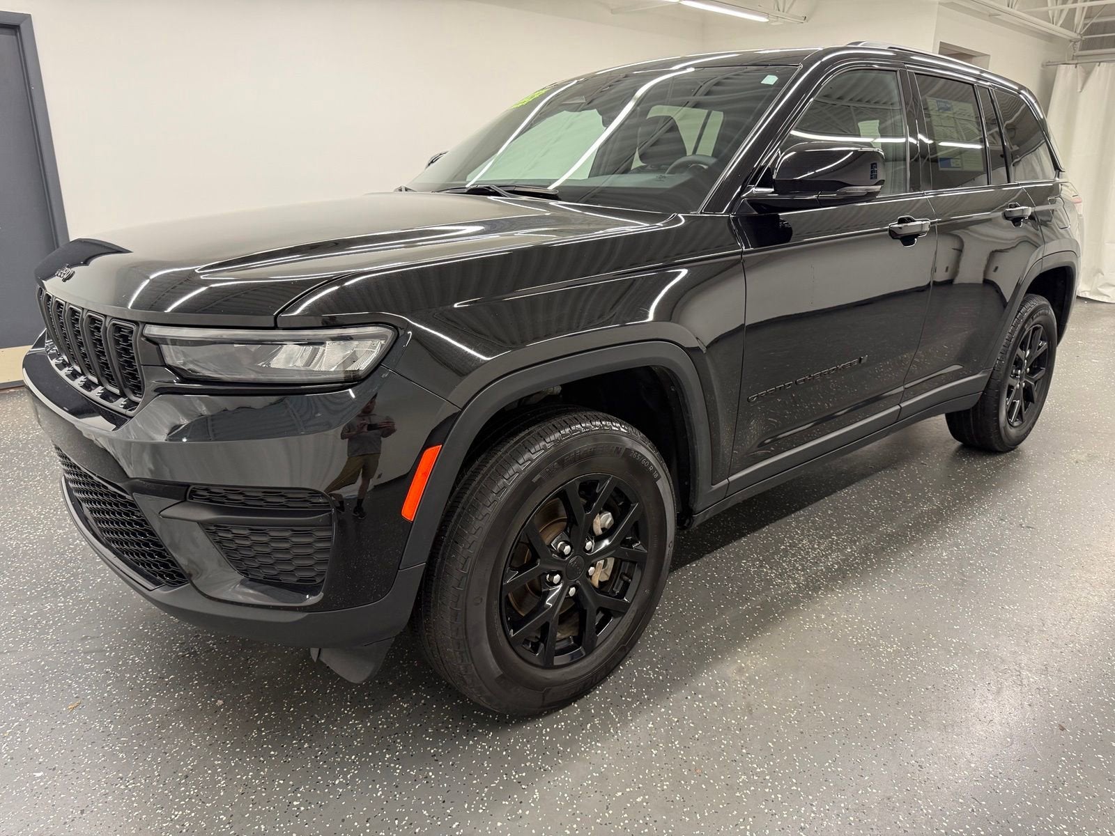 2025 Jeep Grand Cherokee Altitude