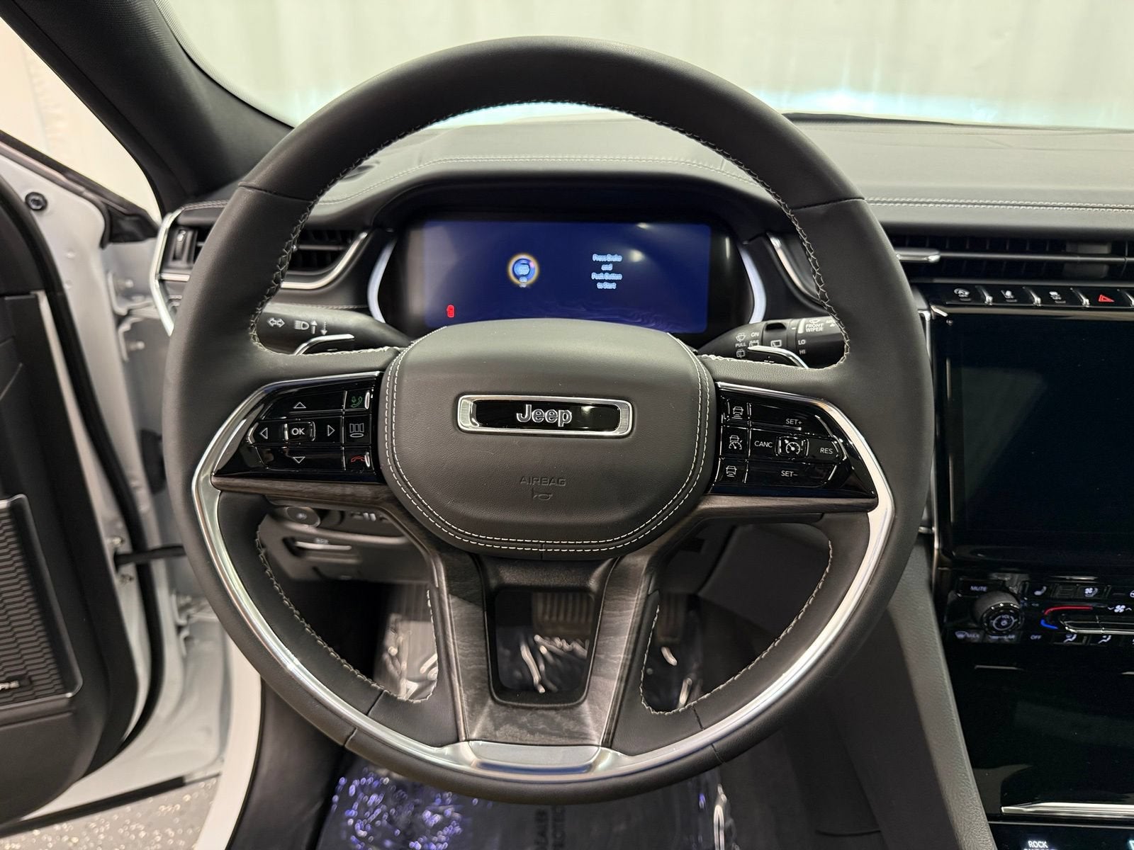 2023 Jeep Grand Cherokee L Overland