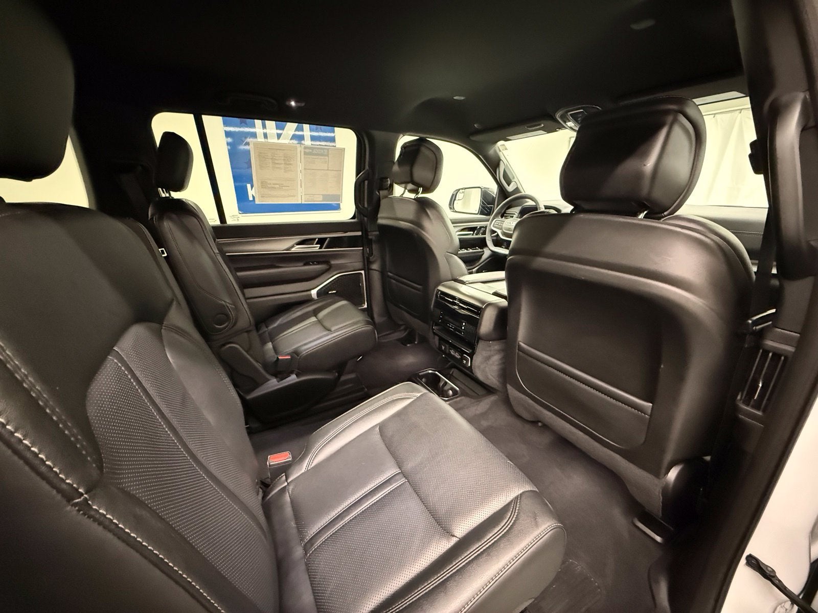 2025 Jeep Wagoneer Series II