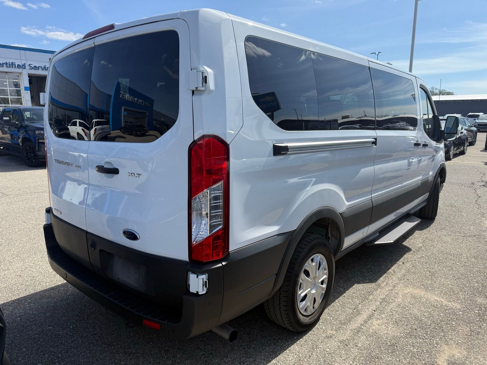 2025 Ford Transit Passenger Wagon XL
