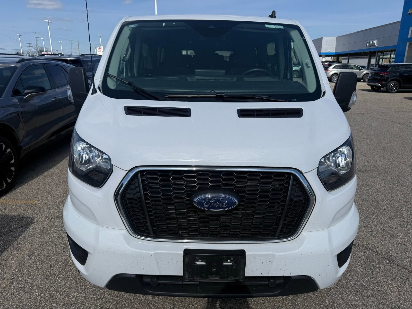 2025 Ford Transit Passenger Wagon XL