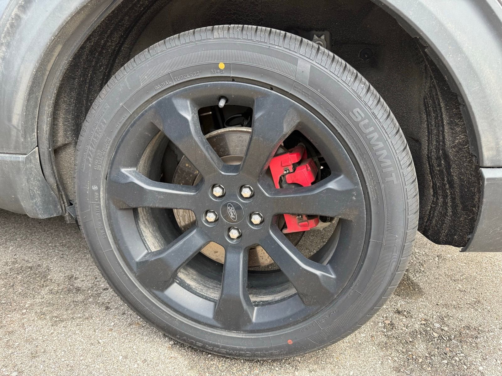 2022 Ford Explorer ST