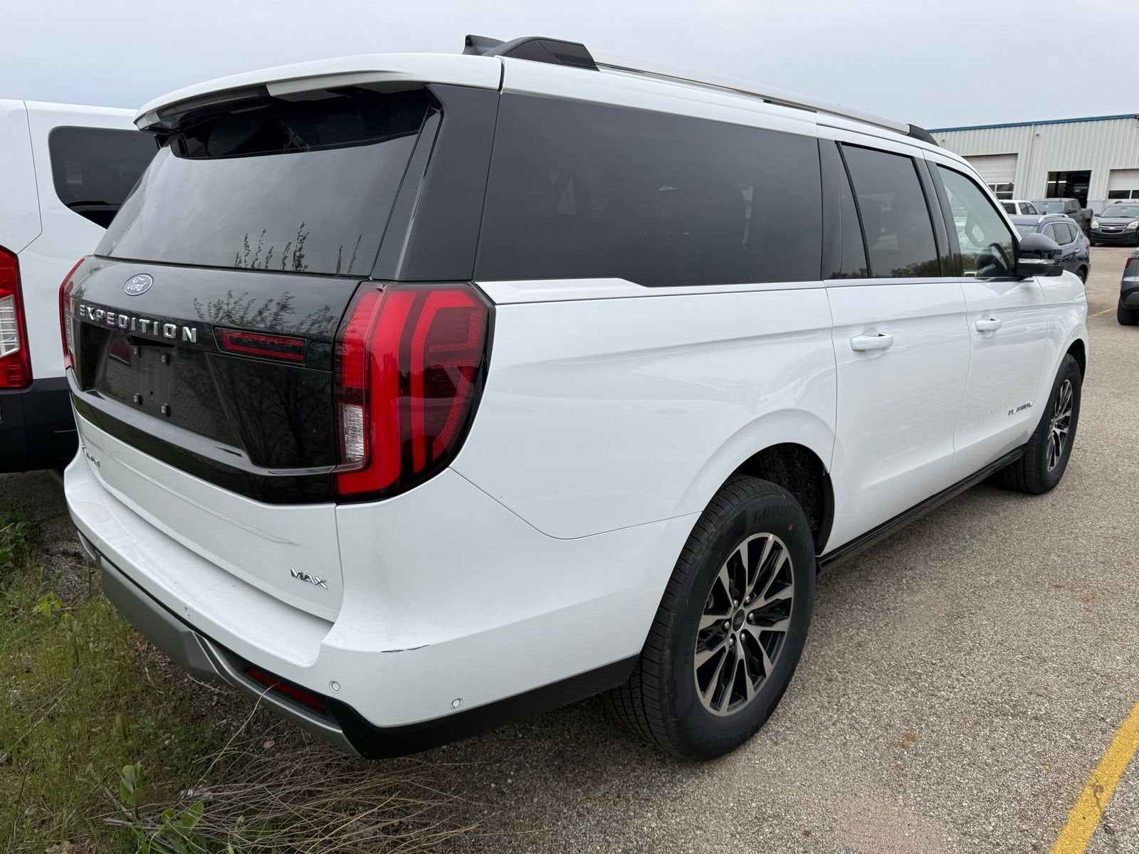2025 Ford Expedition Max Platinum