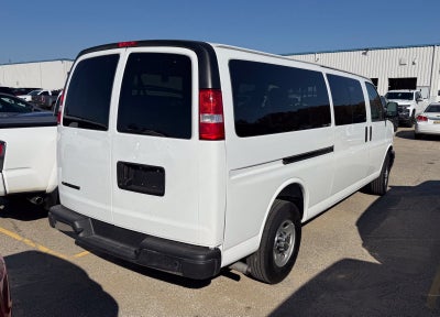 2025 Chevrolet Express Passenger 1LT