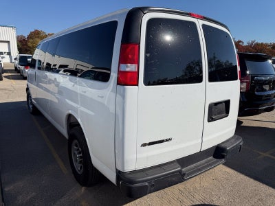 2025 Chevrolet Express Passenger 1LT