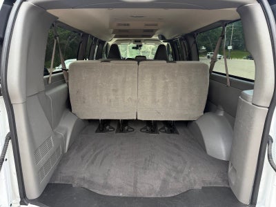2025 Chevrolet Express Passenger 1LT