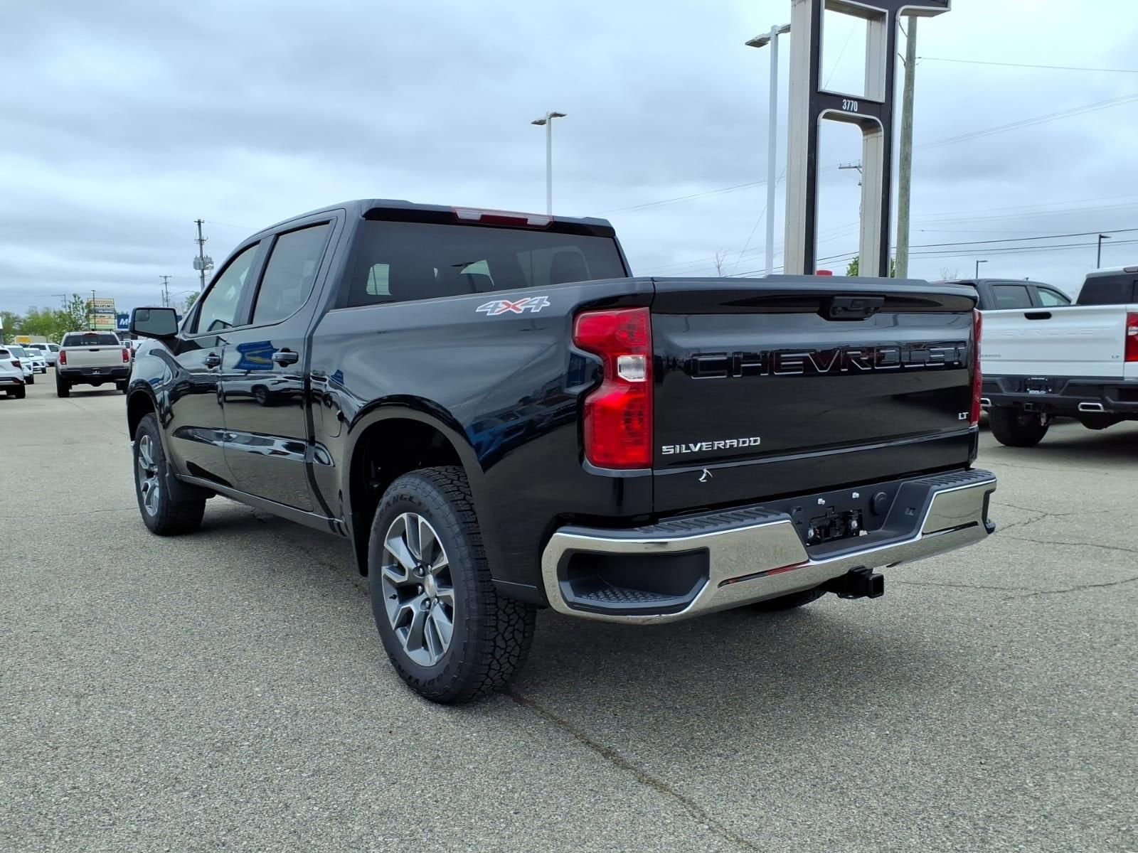 2026 Chevrolet Silverado 1500 LT (2FL)