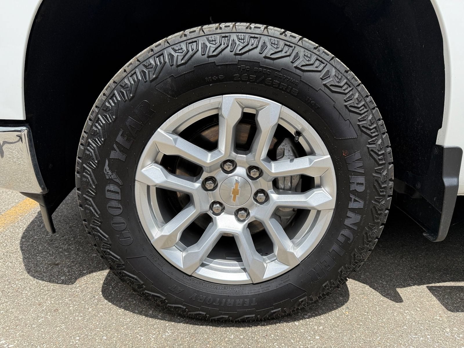 2025 Chevrolet Silverado 1500 LT