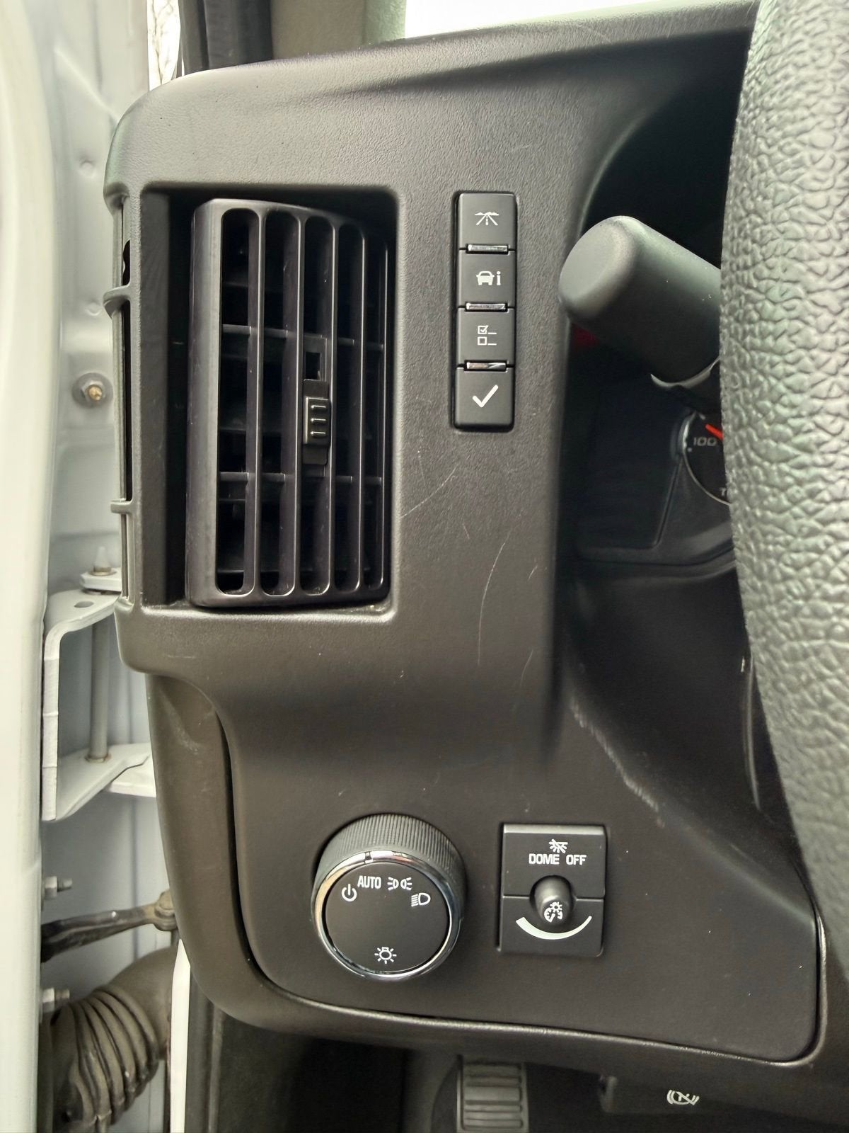 2024 Chevrolet Express Cargo 2500 WT