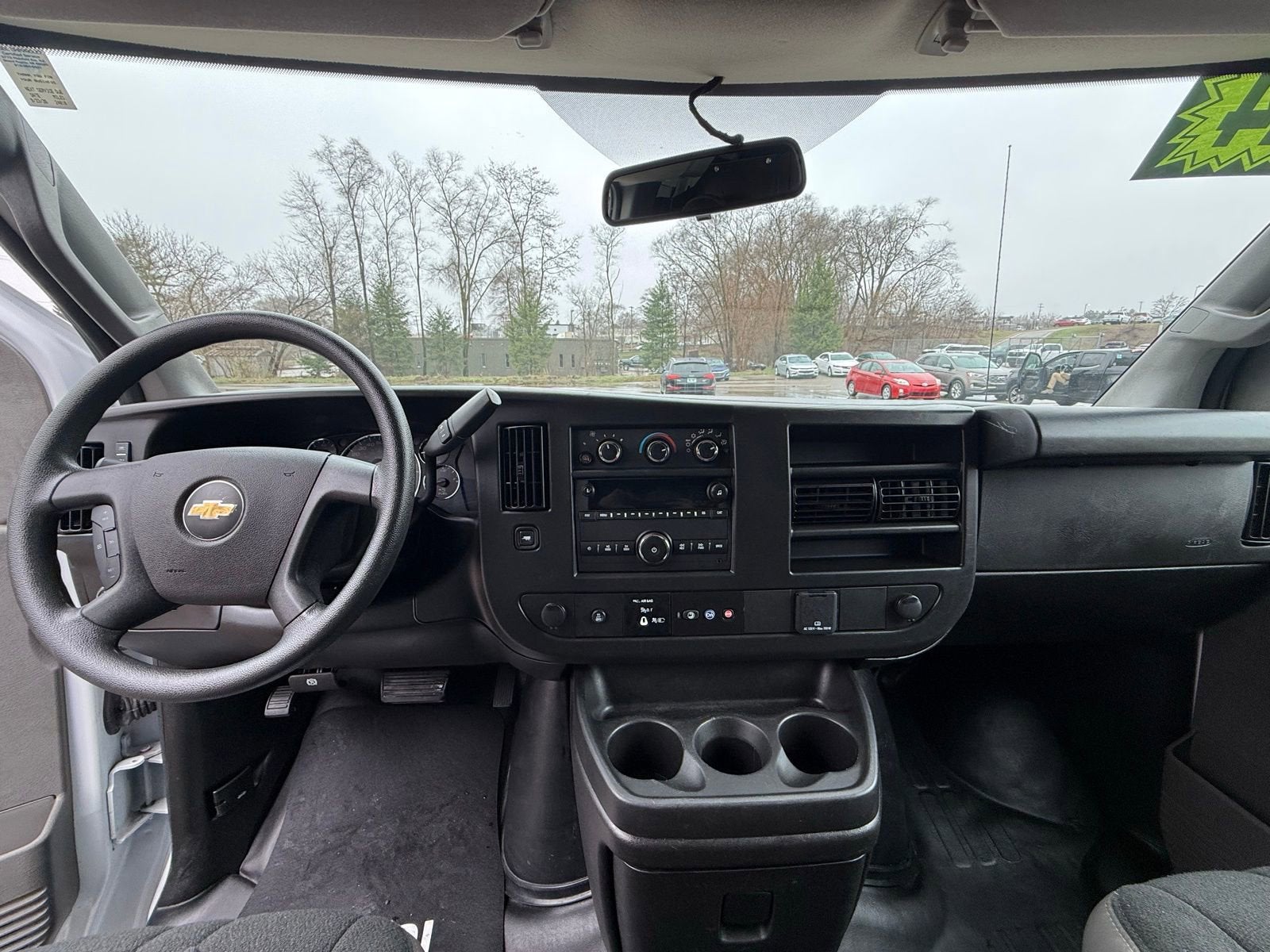 2024 Chevrolet Express Cargo 2500 WT