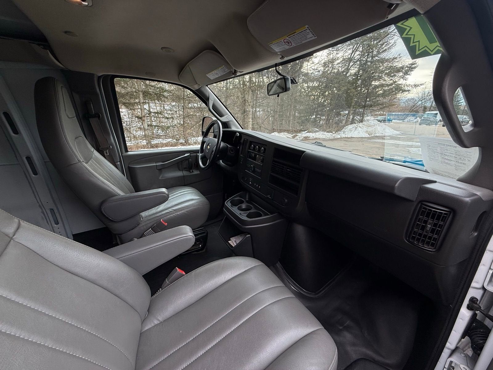 2021 Chevrolet Express Cargo 2500 WT