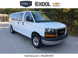 2025 GMC Savana Passenger LT