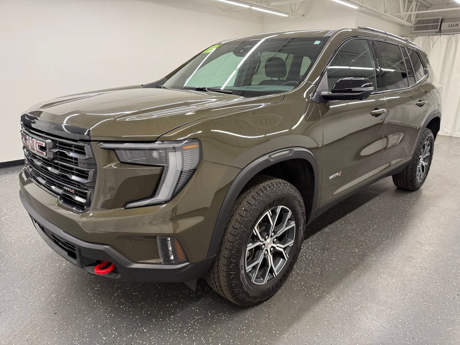 2024 GMC Acadia AT4