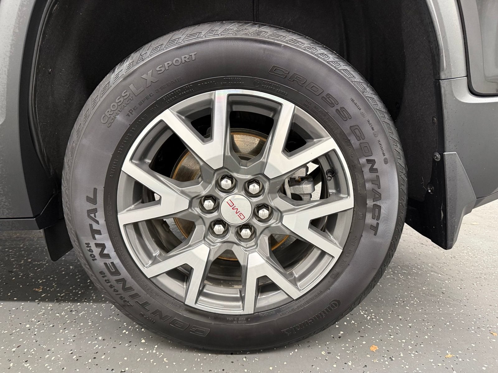 2023 GMC Acadia SLE