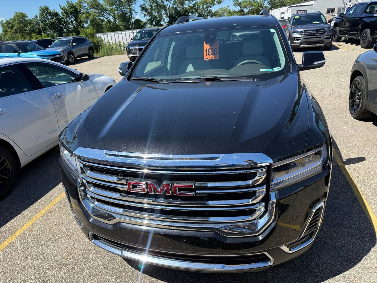 2023 GMC Acadia SLE