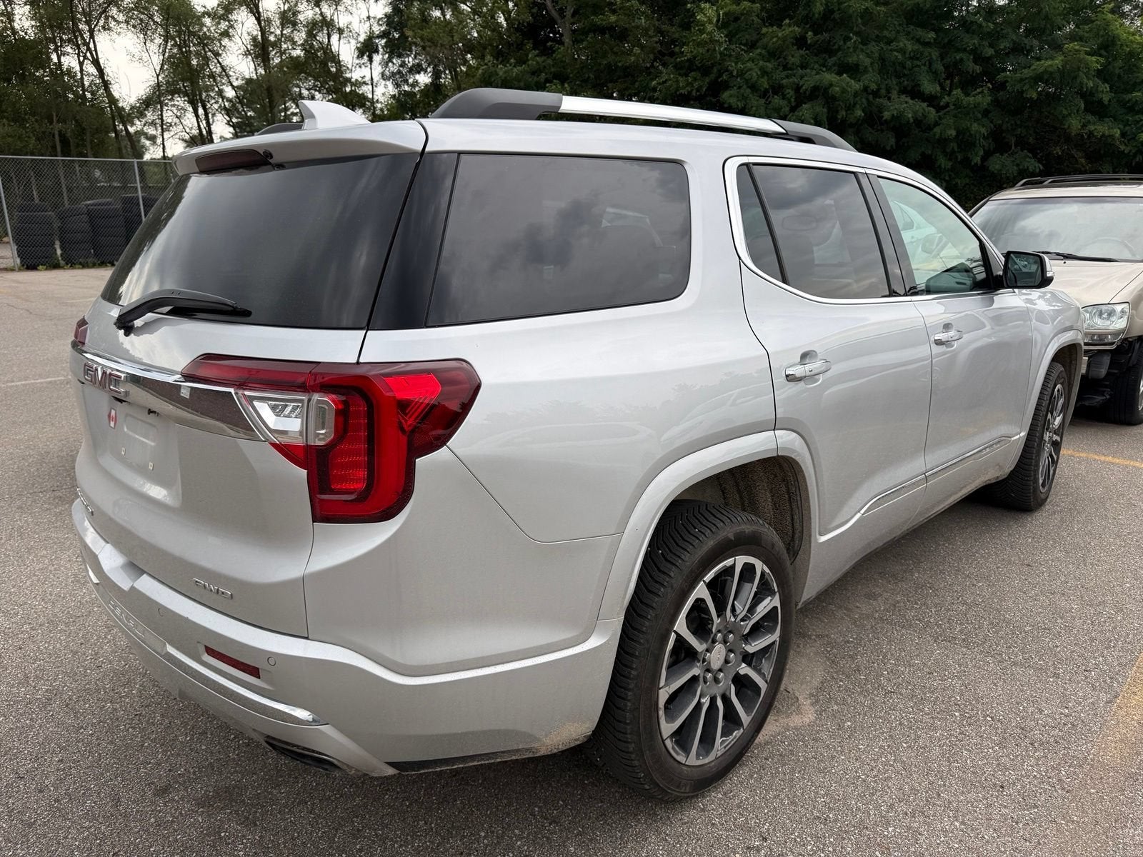 2020 GMC Acadia Denali