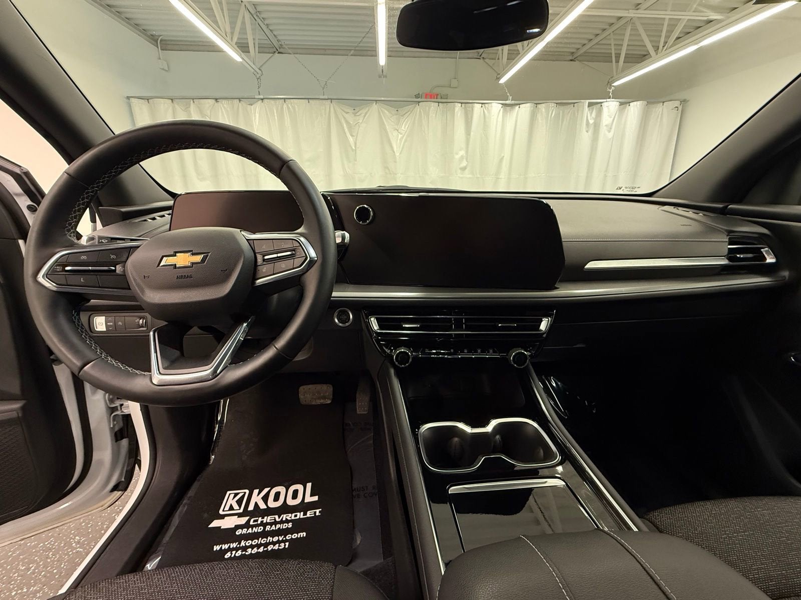 2024 Chevrolet Traverse LS