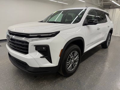 2024 Chevrolet Traverse LS