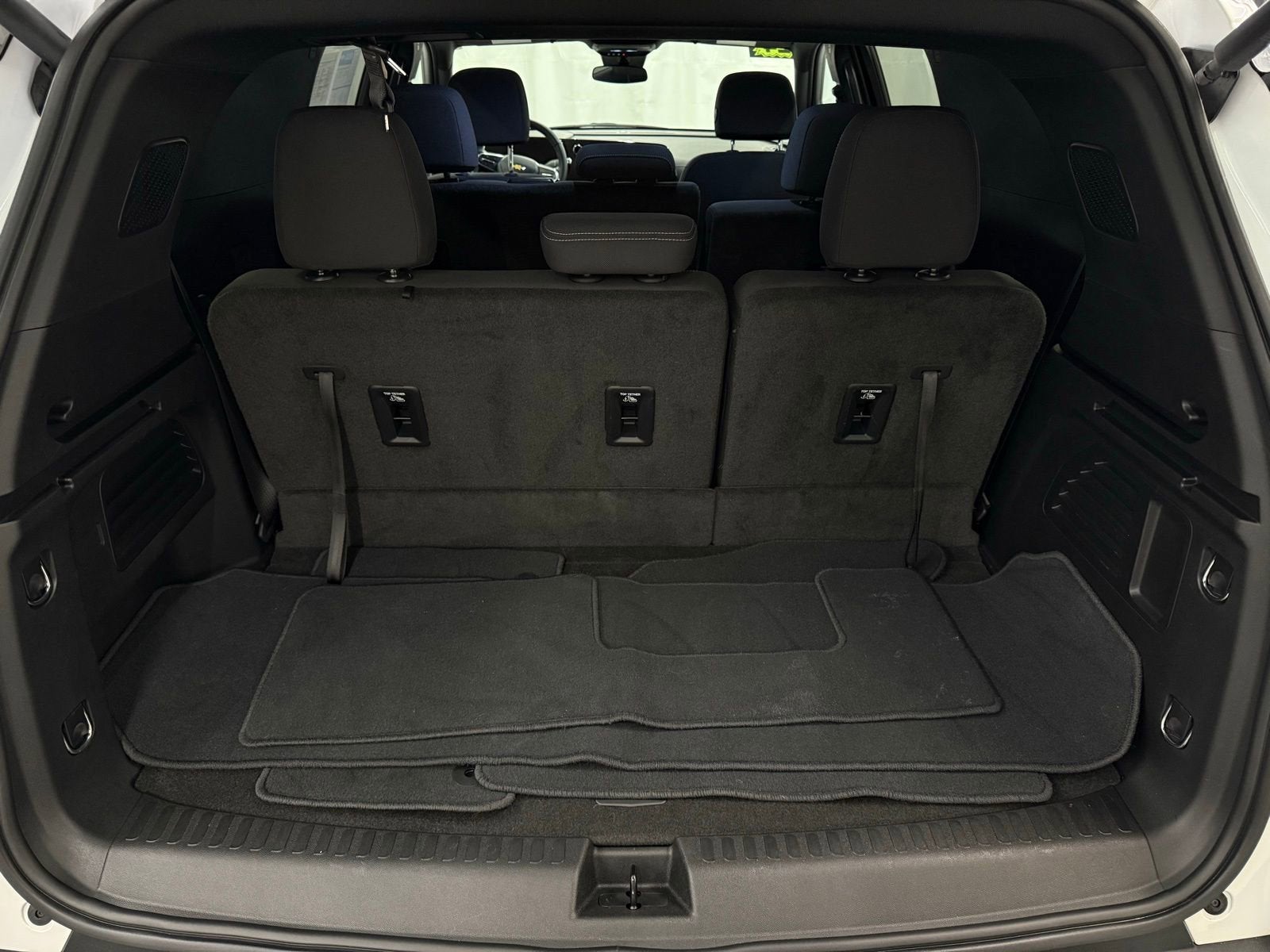 2024 Chevrolet Traverse LS