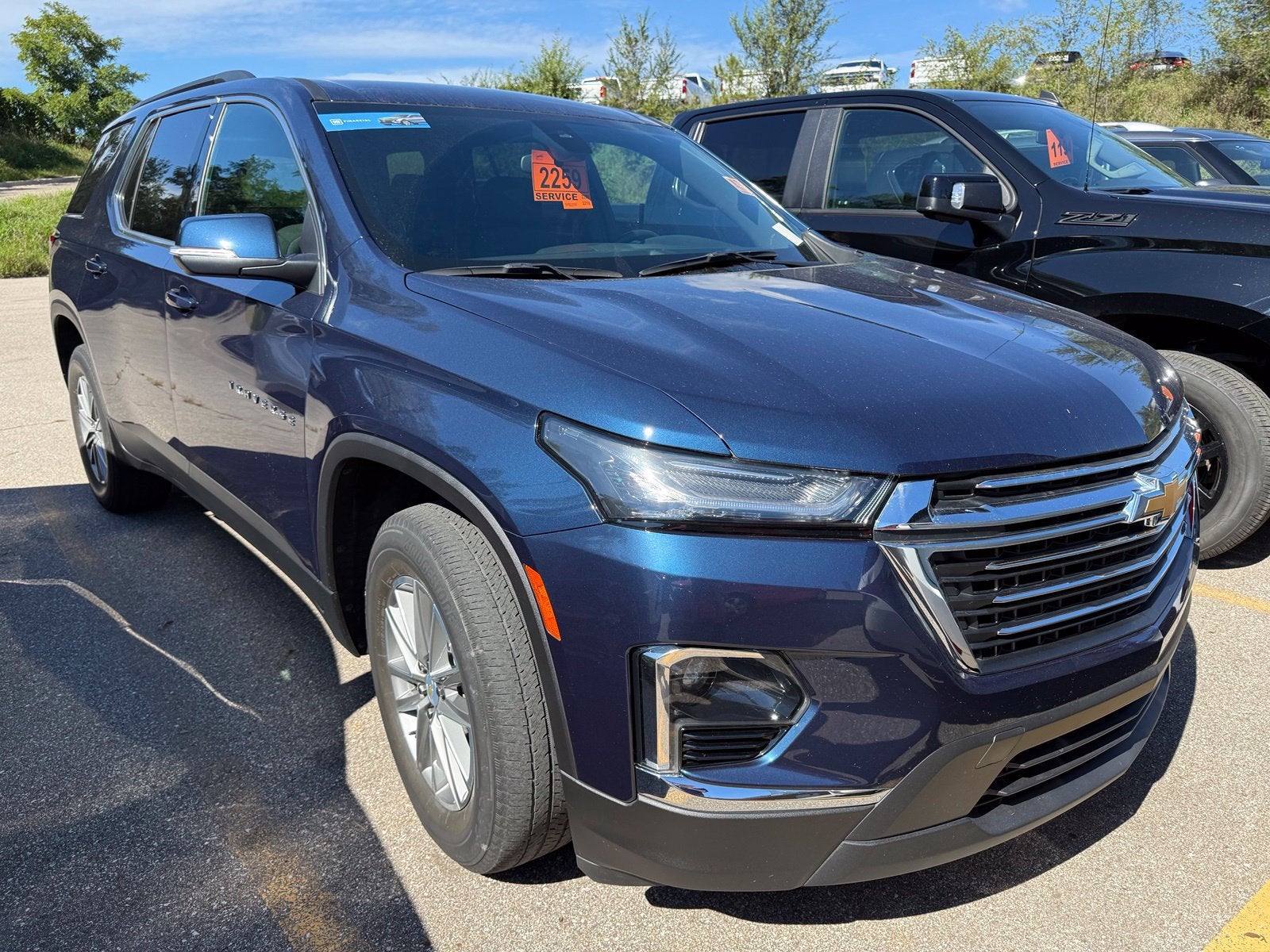 2023 Chevrolet Traverse LT Cloth