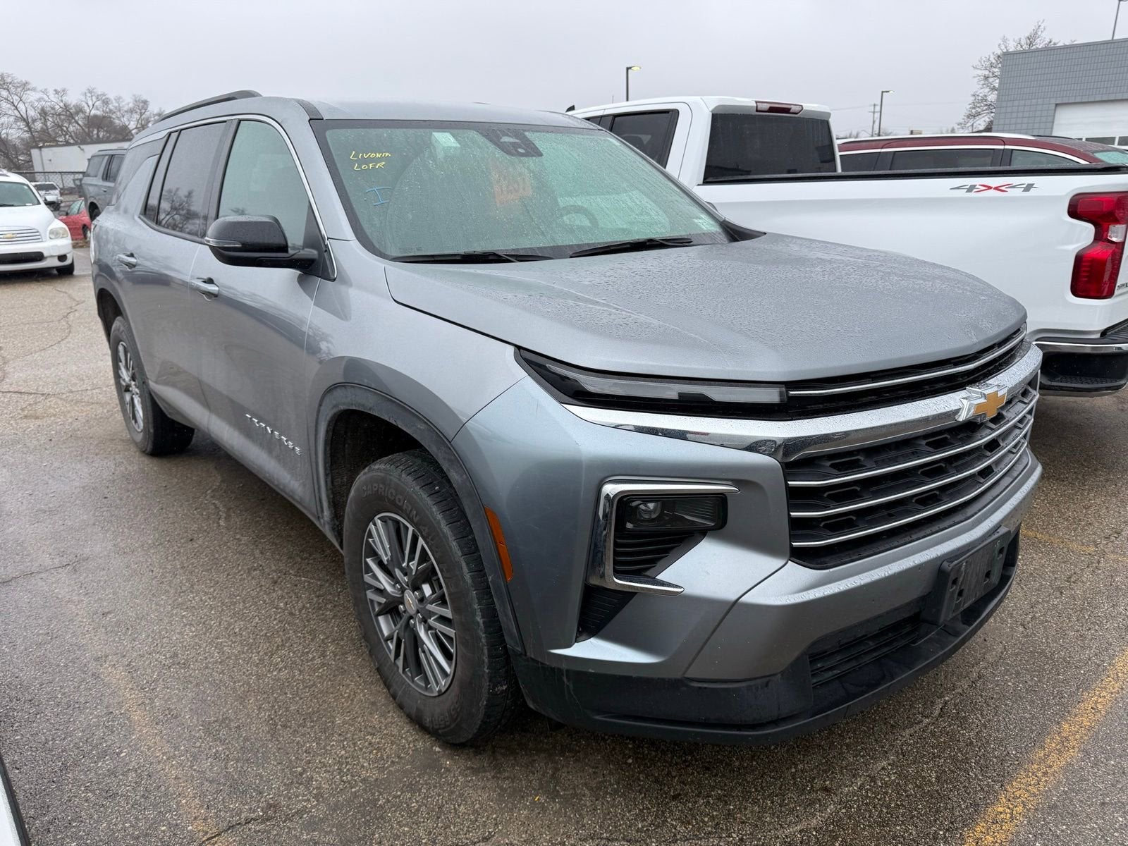 2025 Chevrolet Traverse LT