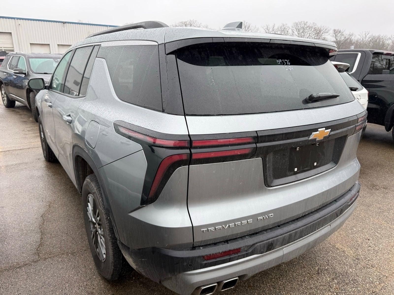 2025 Chevrolet Traverse LT