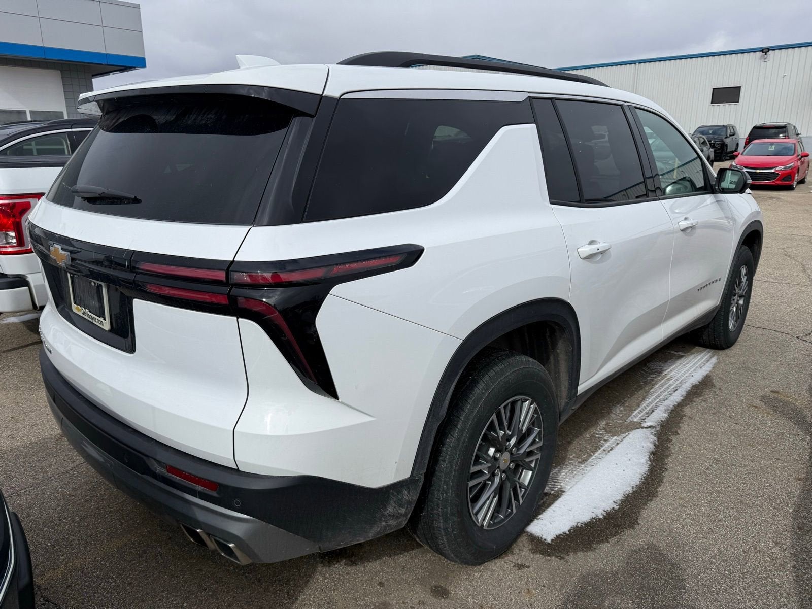 2025 Chevrolet Traverse LT