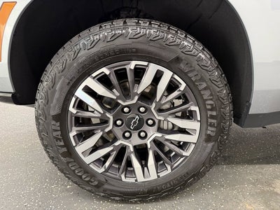 2025 Chevrolet Suburban Z71