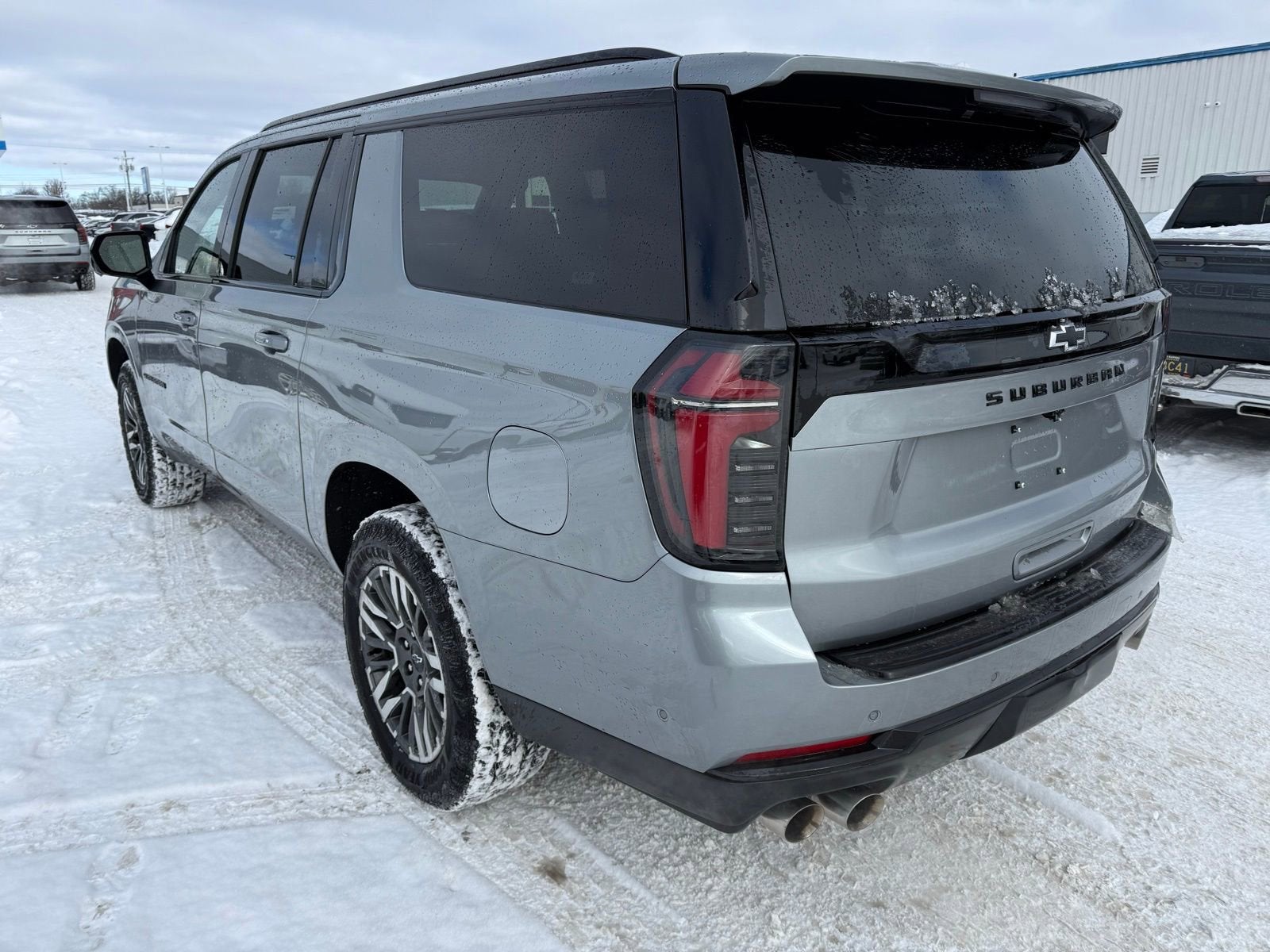 2025 Chevrolet Suburban Z71
