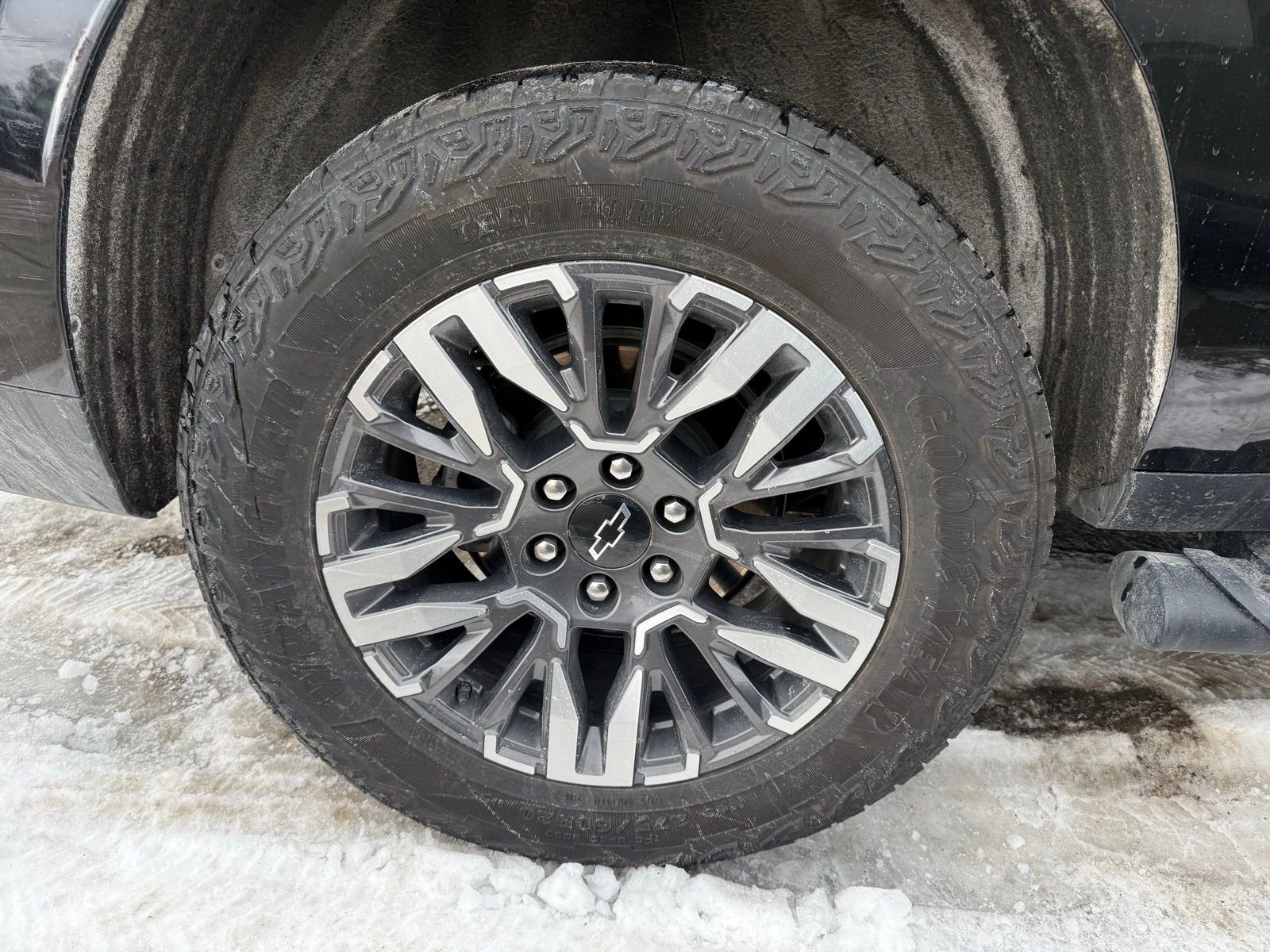 2025 Chevrolet Suburban Z71