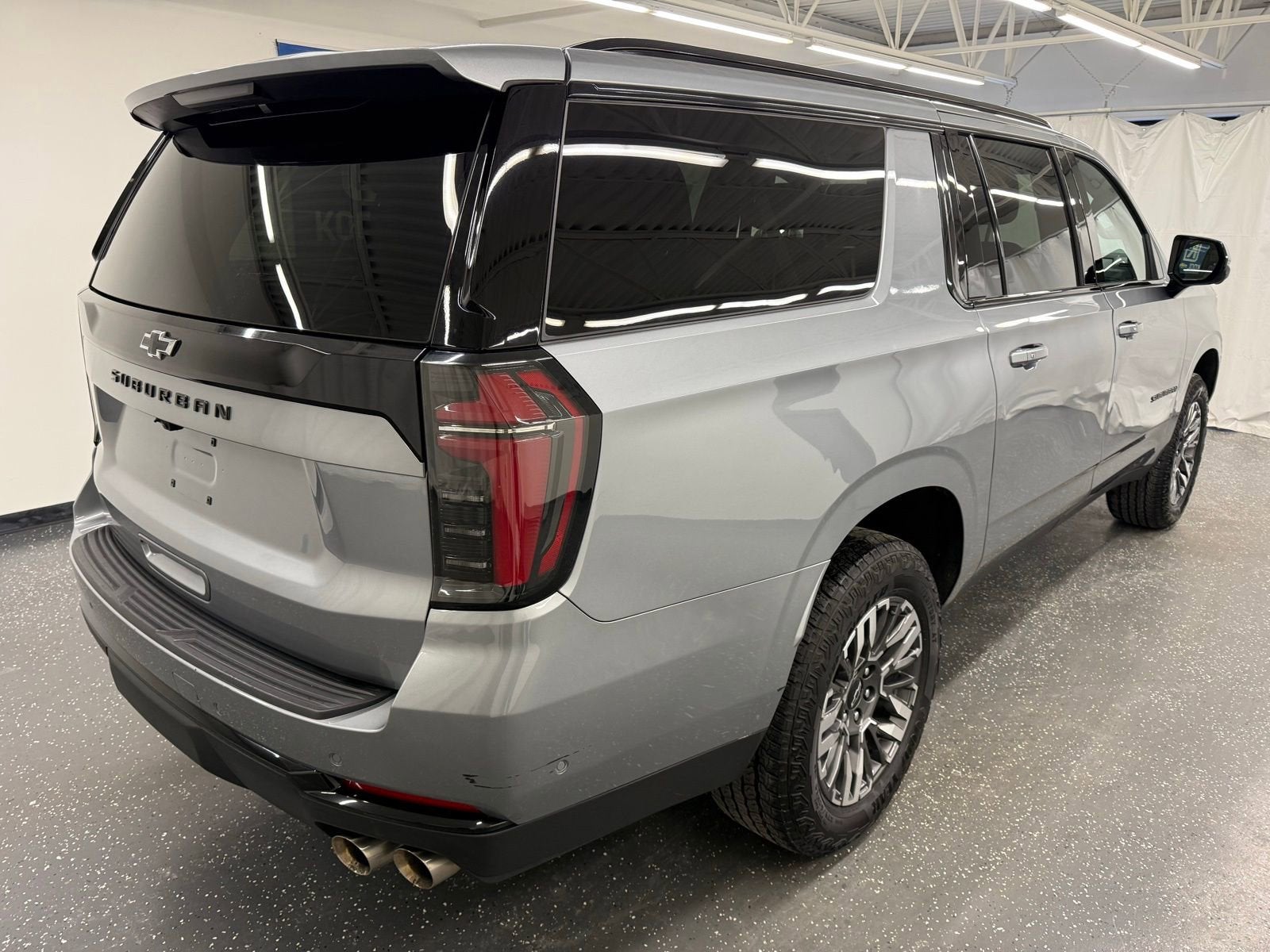 2025 Chevrolet Suburban Z71