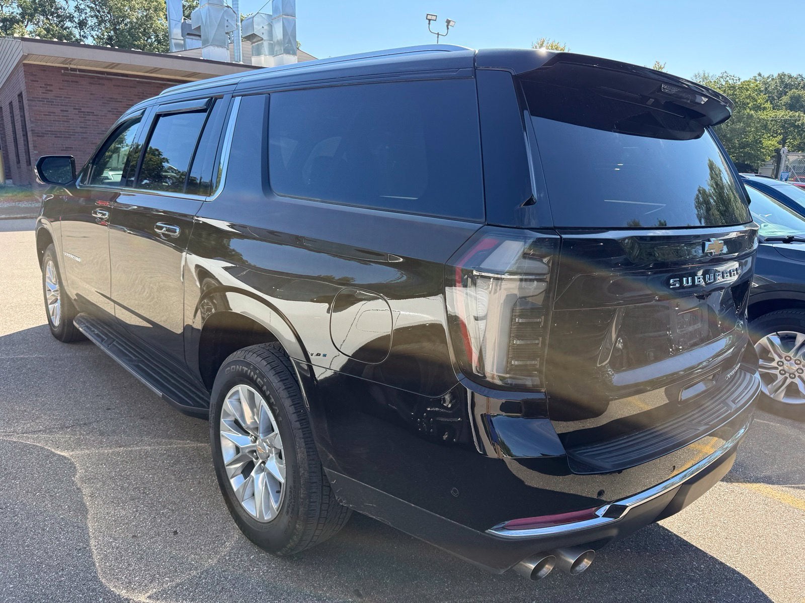 2025 Chevrolet Suburban Premier