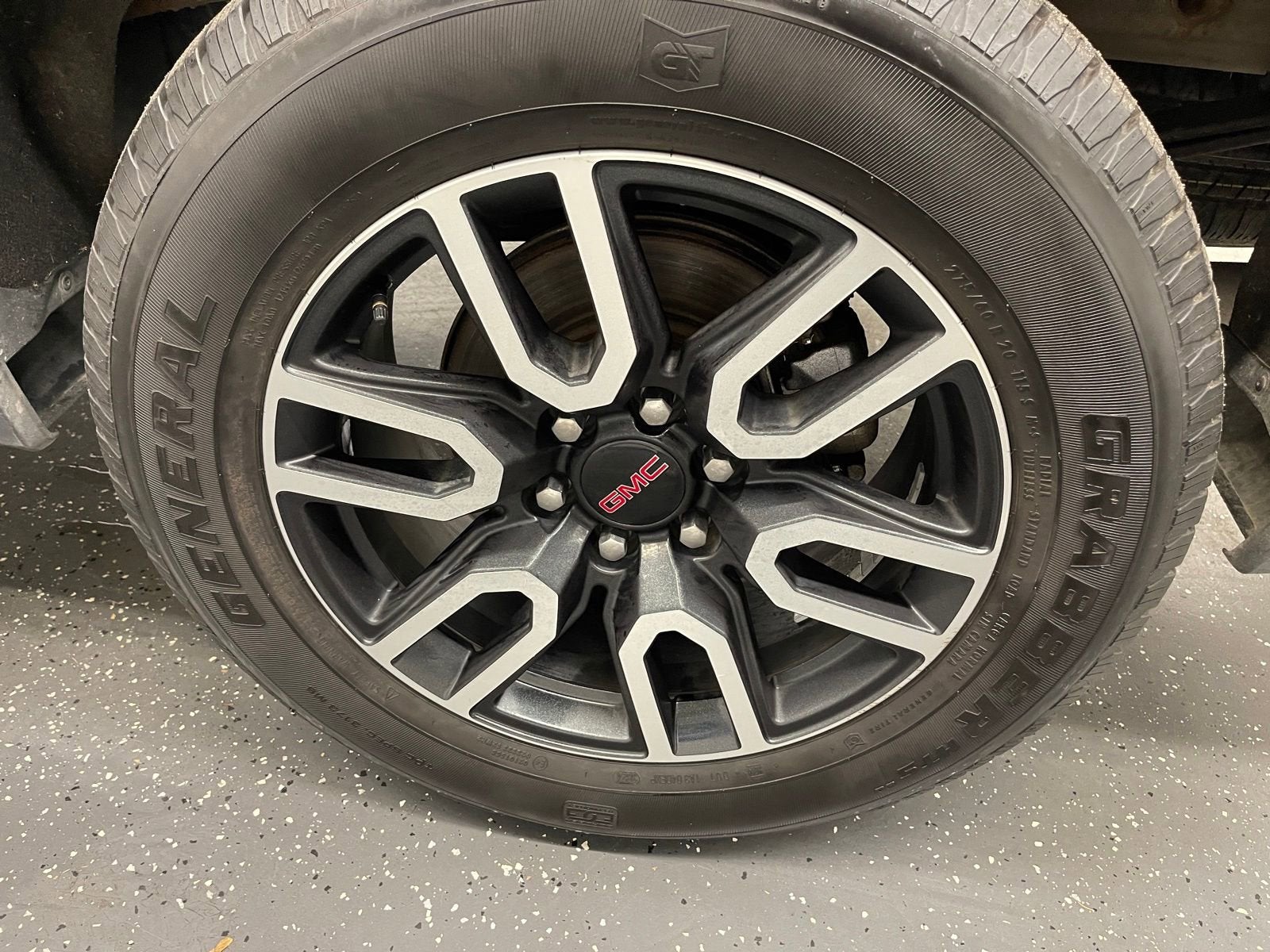 2019 GMC Sierra 1500 AT4