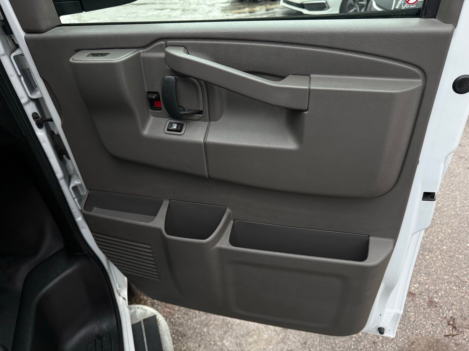 2023 GMC Savana Cargo 2500 Work Van