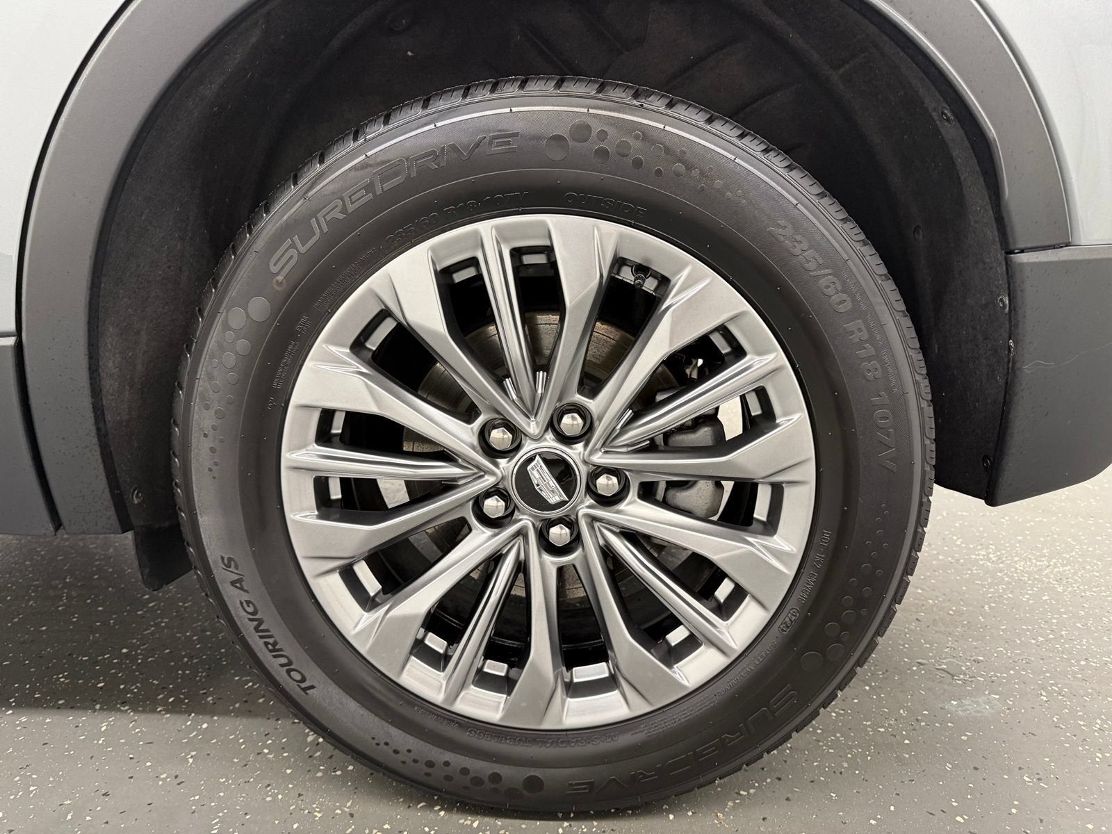 2024 Cadillac XT4 Premium Luxury