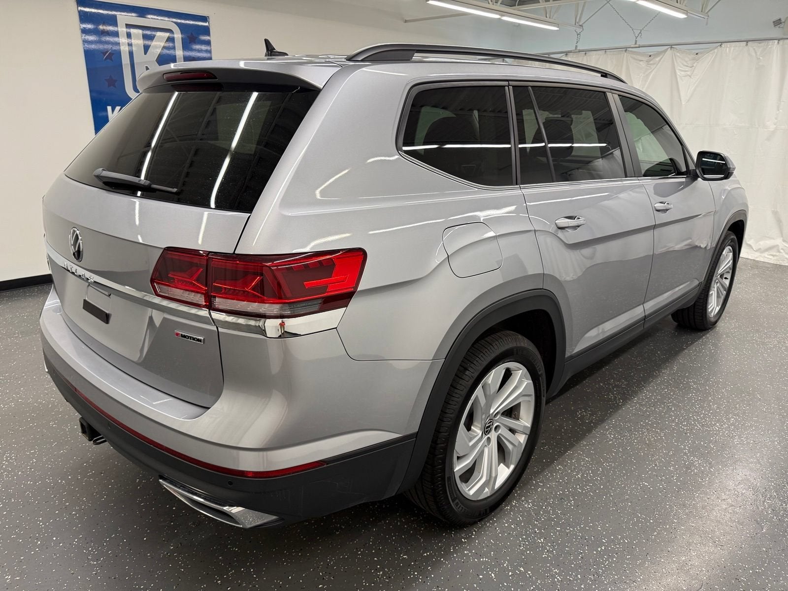 2022 Volkswagen Atlas 3.6L V6 SE w/Technology