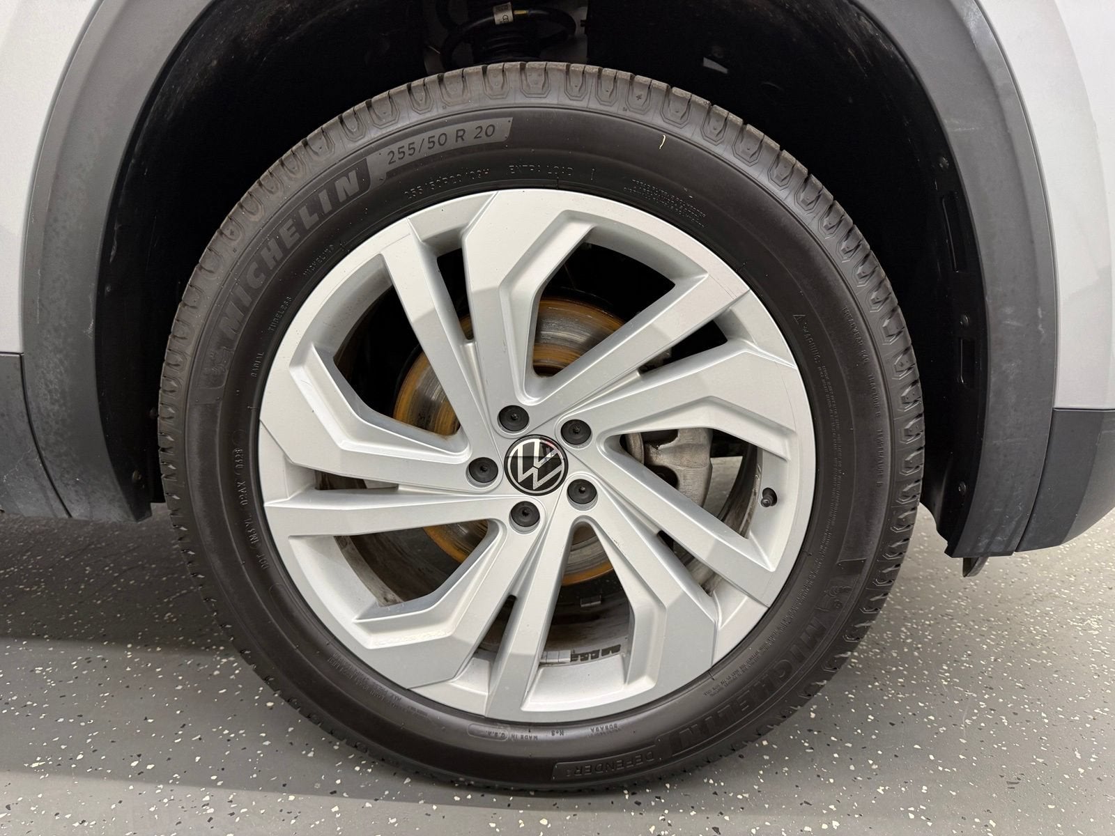 2022 Volkswagen Atlas 3.6L V6 SE w/Technology