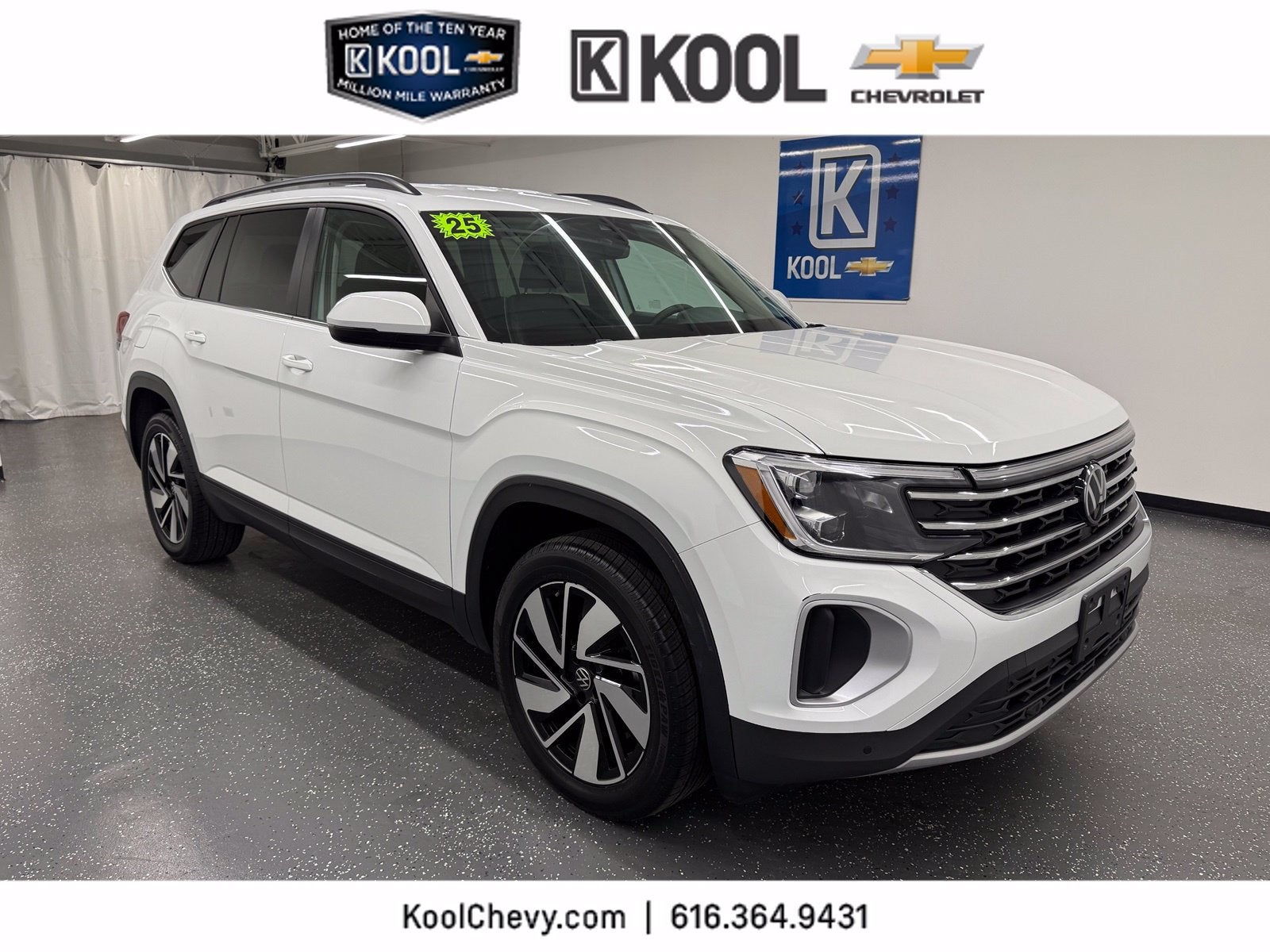 2025 Volkswagen Atlas 2.0T SE w/Technology