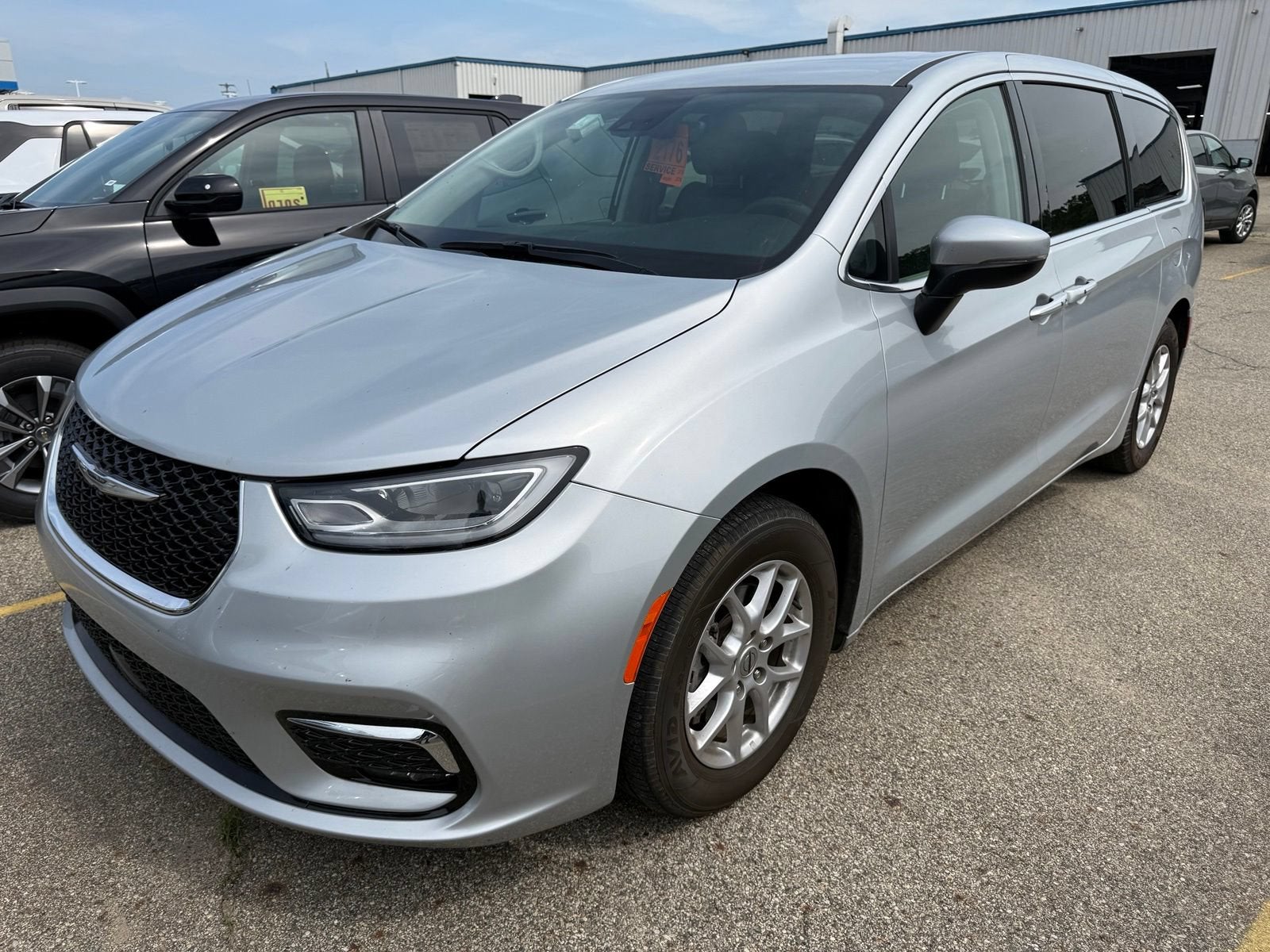 2023 Chrysler Pacifica Touring L