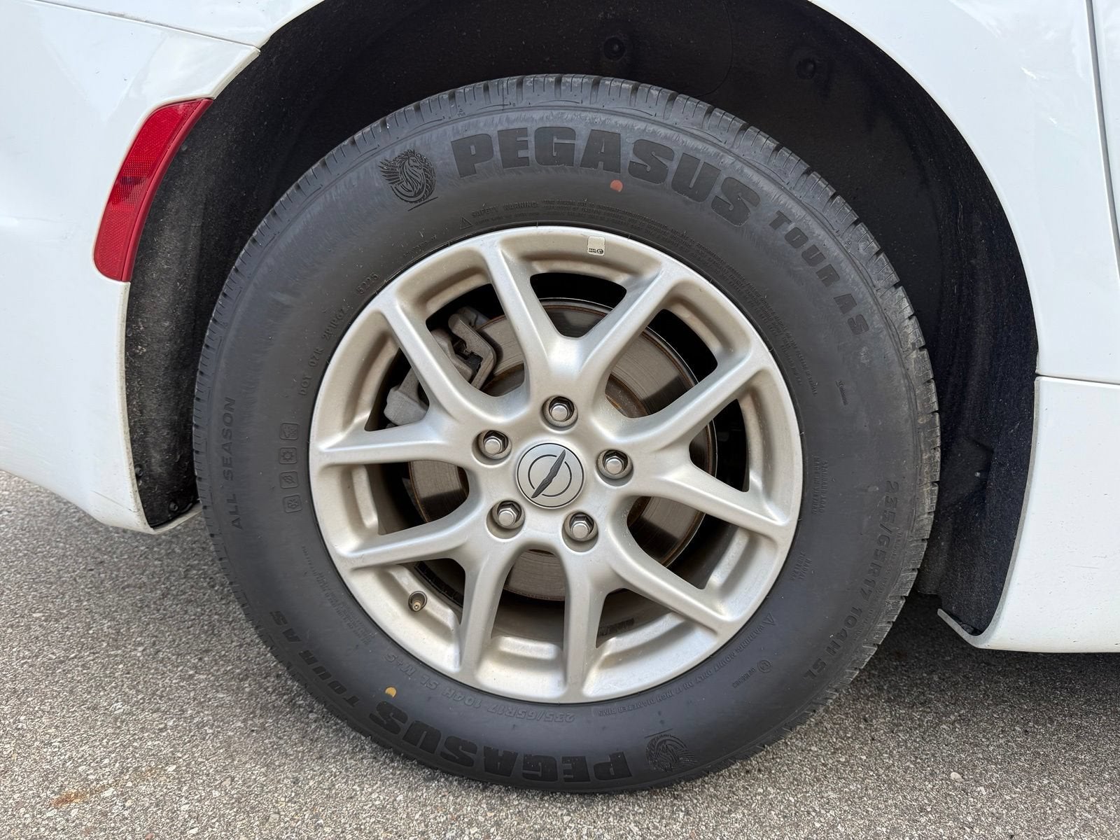 2025 Chrysler Pacifica Select
