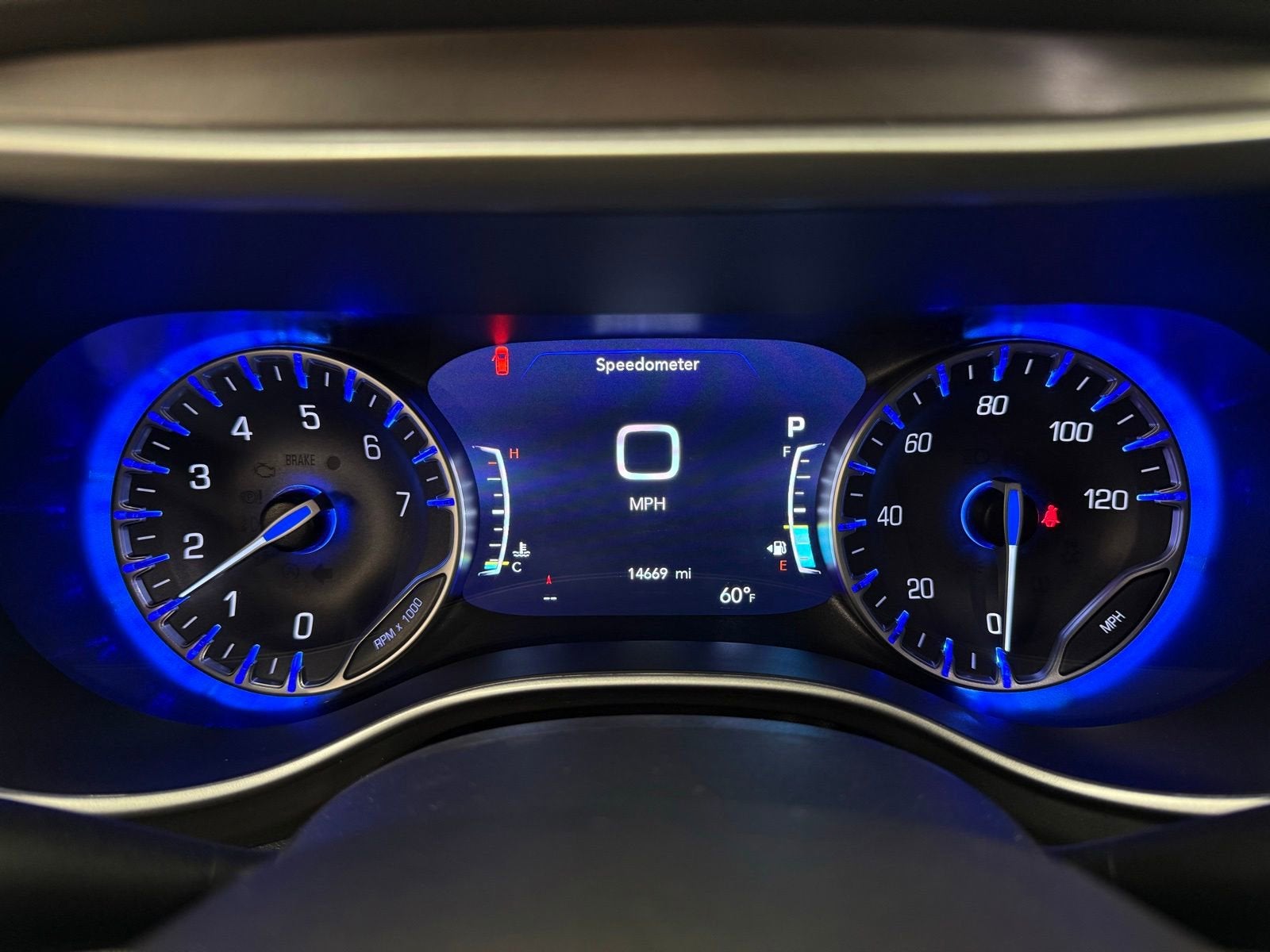 2025 Chrysler Pacifica Select