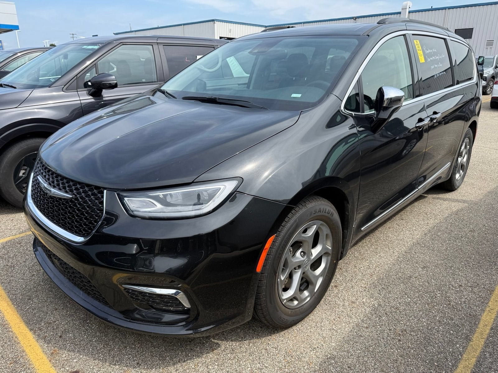2023 Chrysler Pacifica Limited