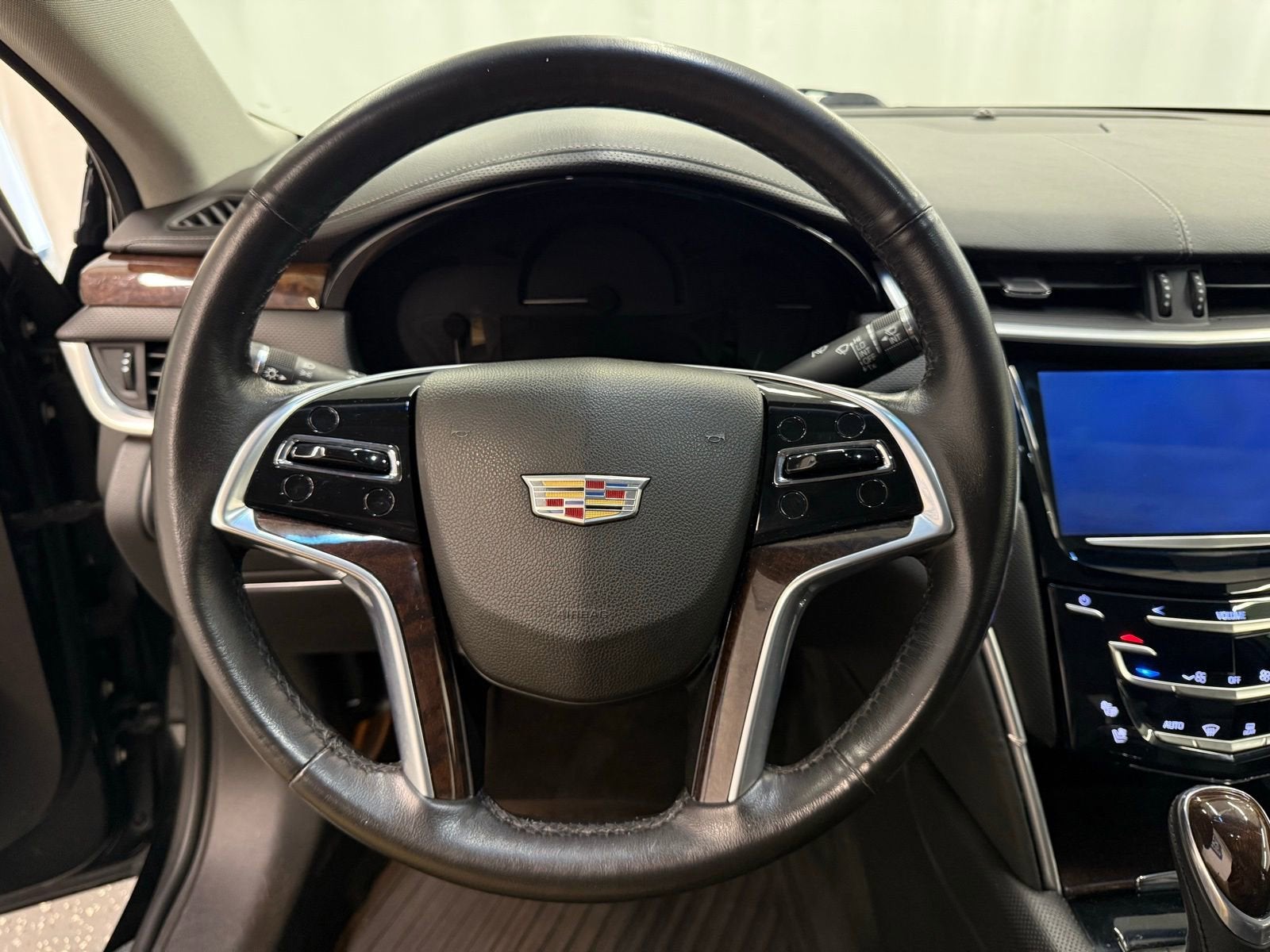 2016 Cadillac XTS Luxury Collection