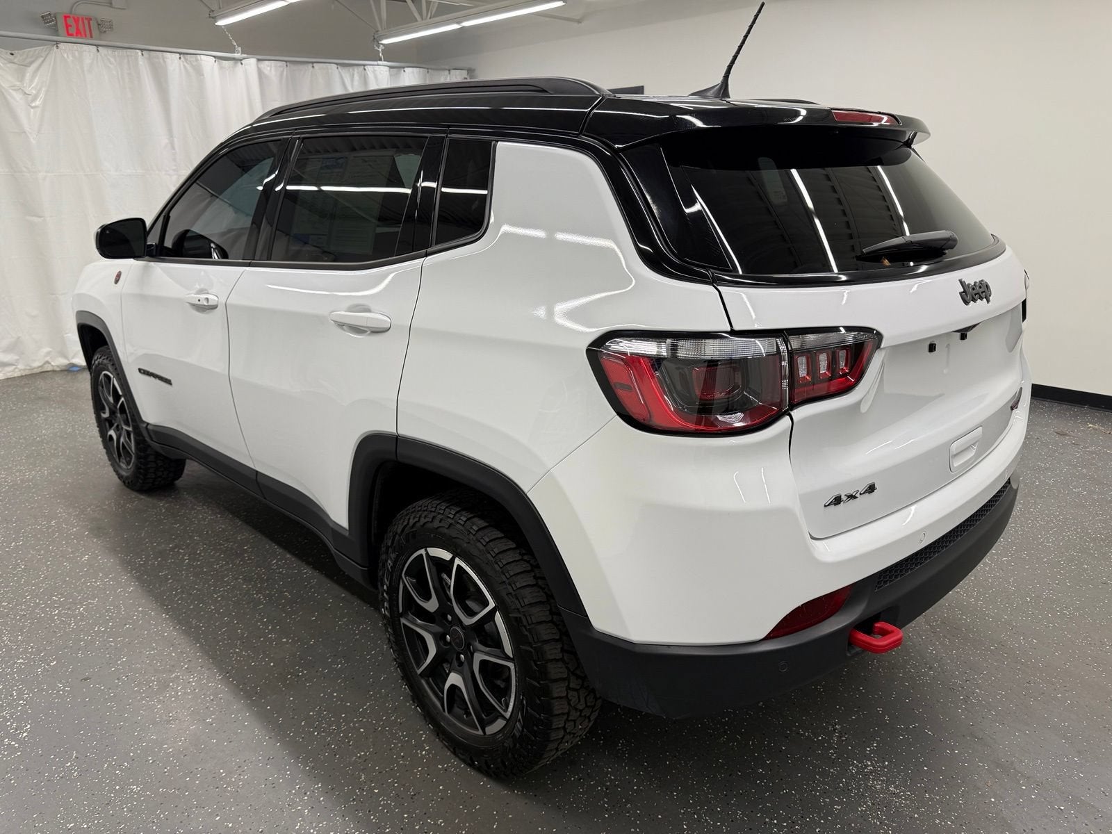 2025 Jeep Compass Trailhawk