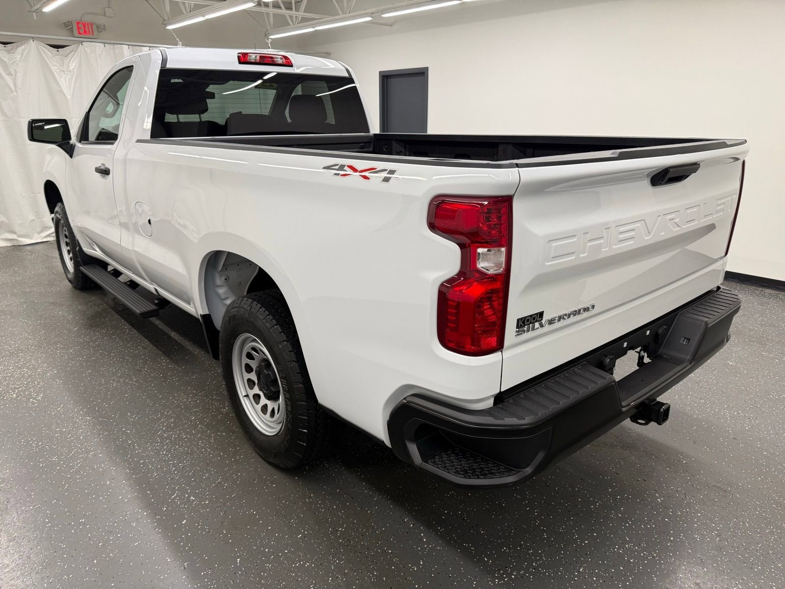 2025 Chevrolet Silverado 1500 WT