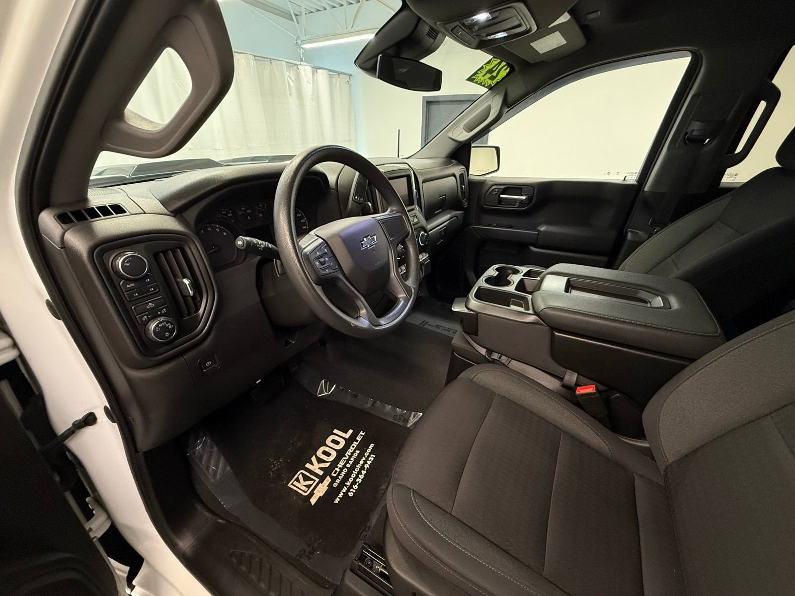 2022 Chevrolet Silverado 1500 Custom Trail Boss