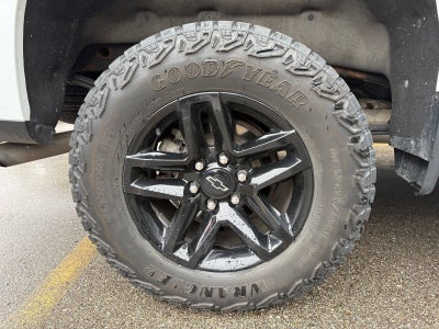 2023 Chevrolet Silverado 1500 Custom Trail Boss