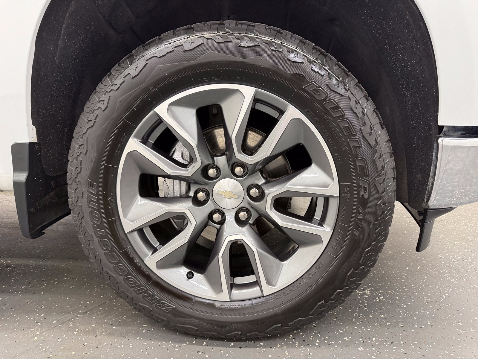 2024 Chevrolet Silverado 1500 LT (2FL)