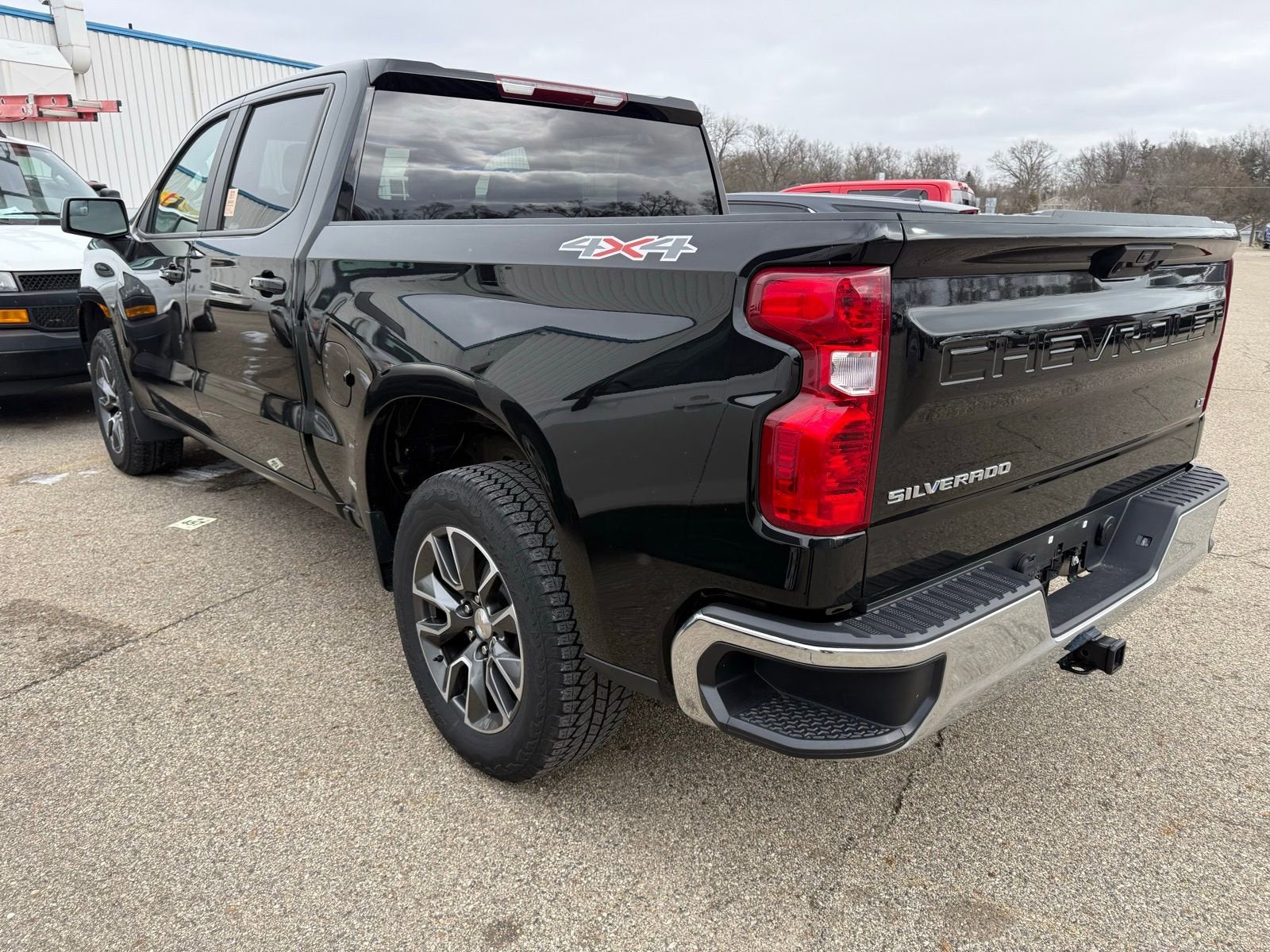 2024 Chevrolet Silverado 1500 LT (2FL)